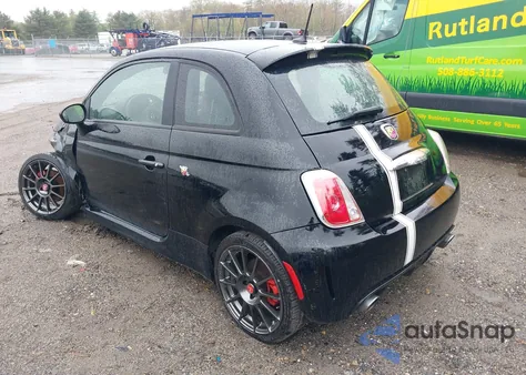2015 Fiat 500 Abarth z USA, uszkodzony, nr VIN 3C3CFFFH7FT568192